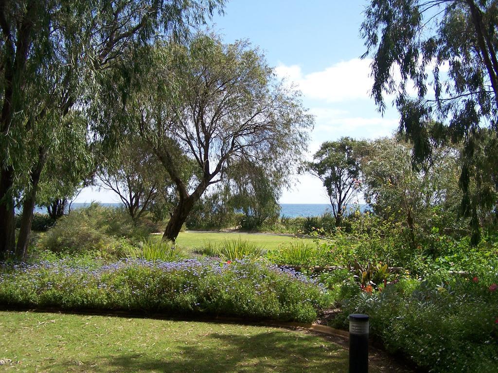 Cape View Beach Resort WEST COAST Exterior foto